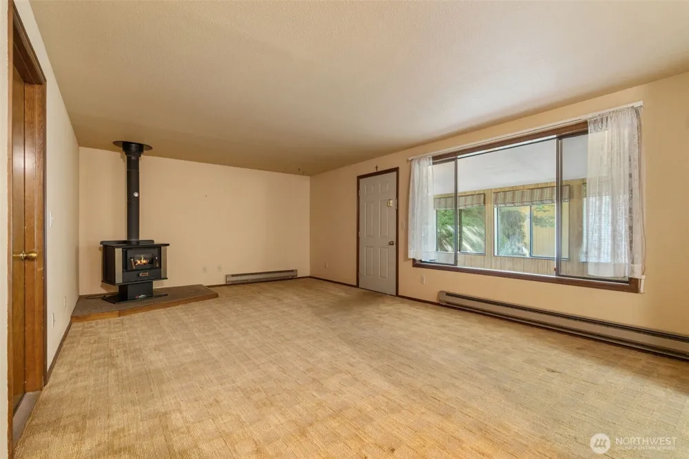 334 Burchett Road Onalaska, WA 98570