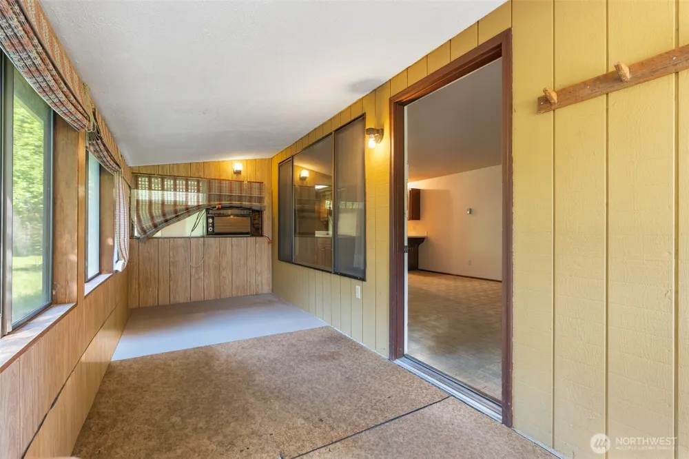 334 Burchett Road Onalaska, WA 98570
