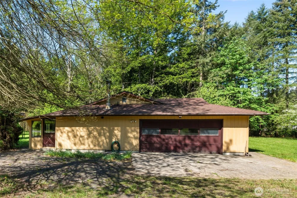 334 Burchett Road Onalaska, WA 98570