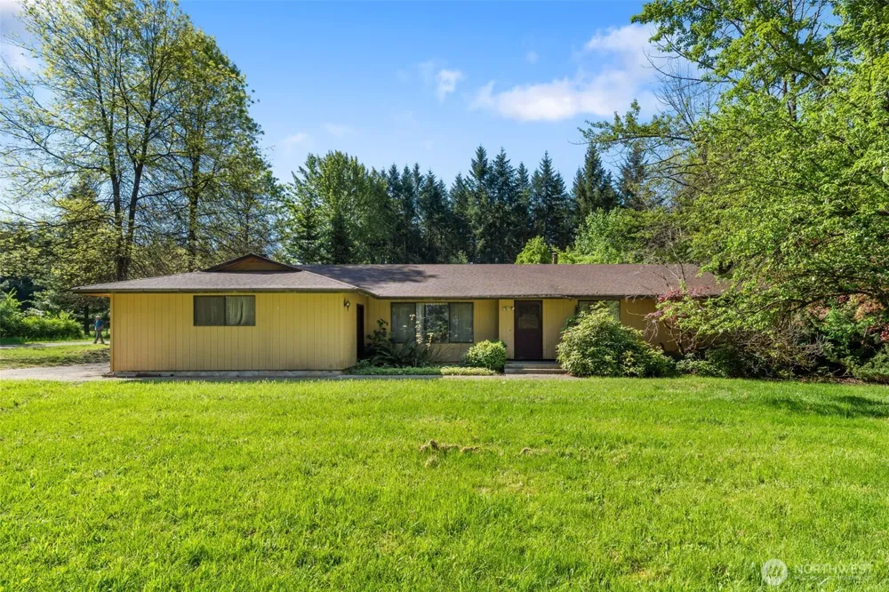 334 Burchett Road Onalaska, WA 98570