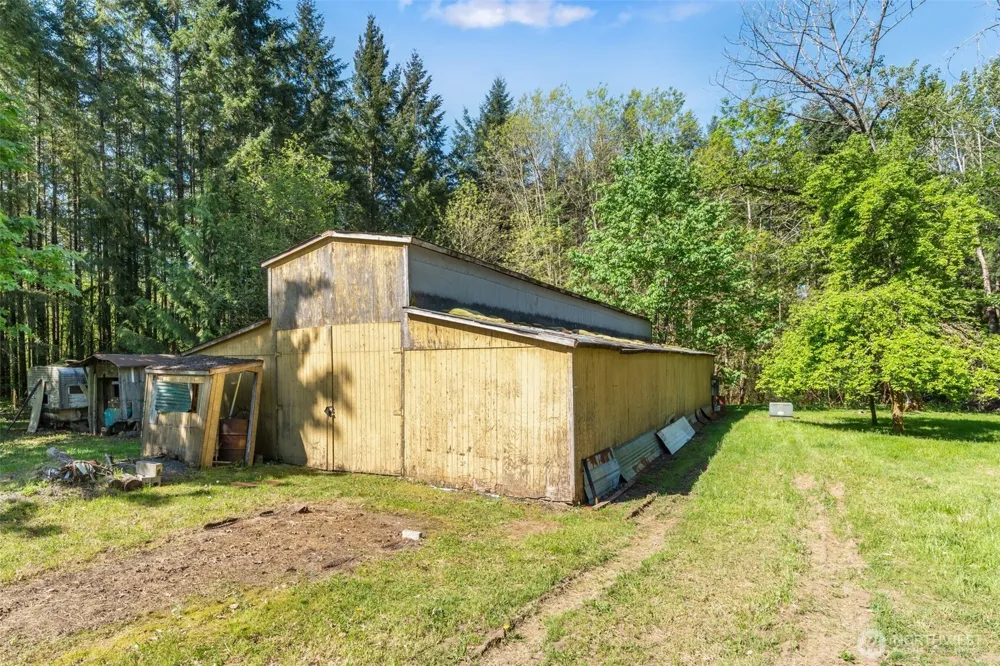 334 Burchett Road Onalaska, WA 98570