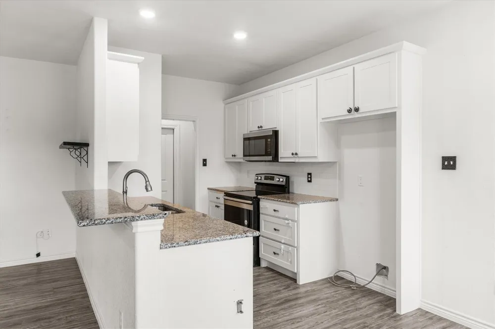 2422 Abigail Lane Mabank, TX 75147