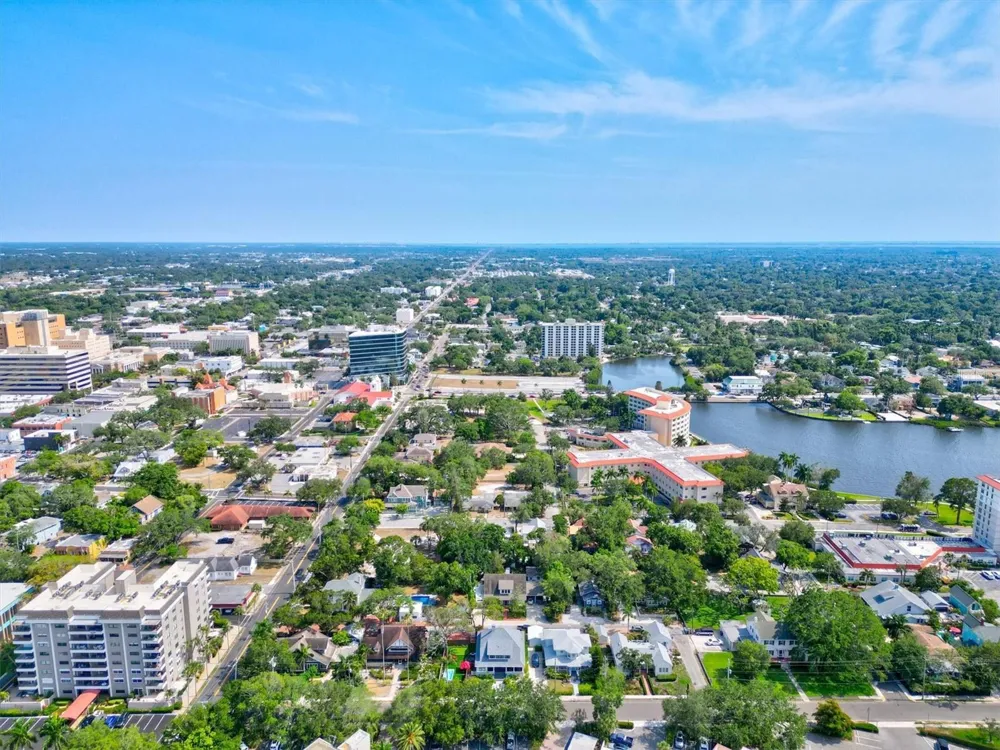 1523 1ST AVENUE W Bradenton, FL 34205