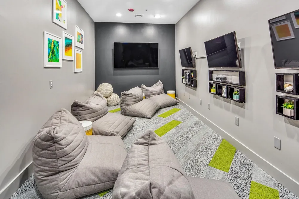 1725 Harvey Mitchell Parkway S #1529 College Station, TX 77840