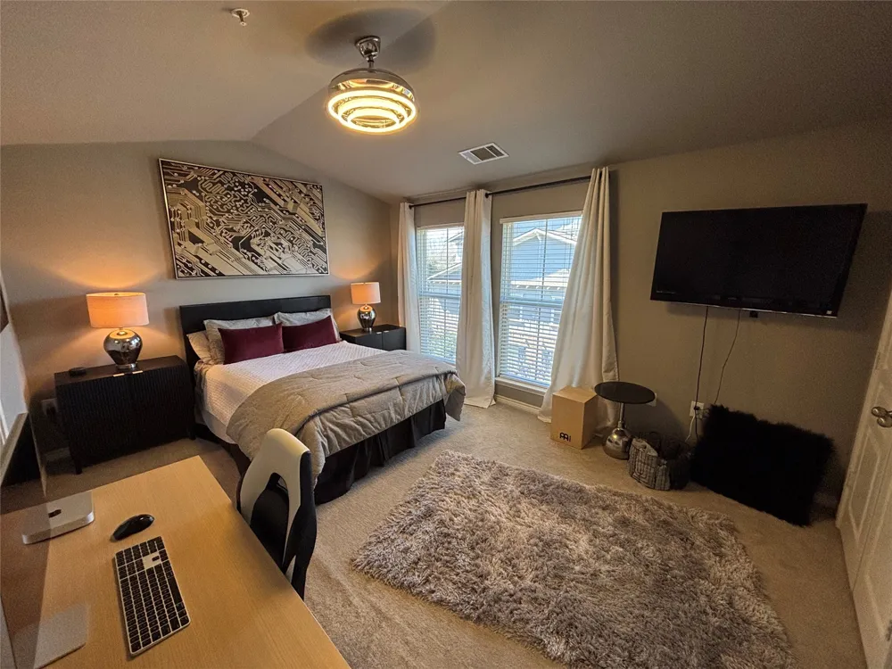 1725 Harvey Mitchell Parkway S #1529 College Station, TX 77840