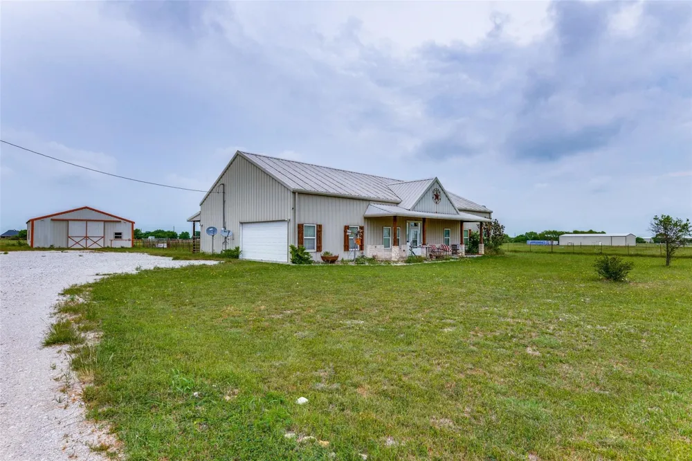 15350 US Highway 380 Krum, TX 76249