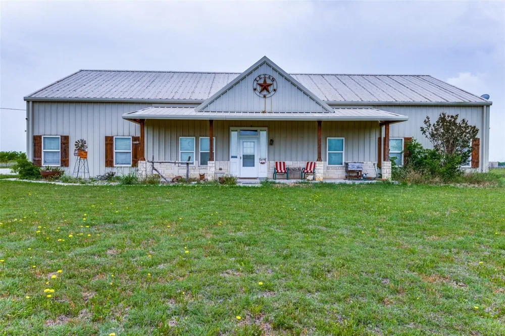15350 US Highway 380 Krum, TX 76249