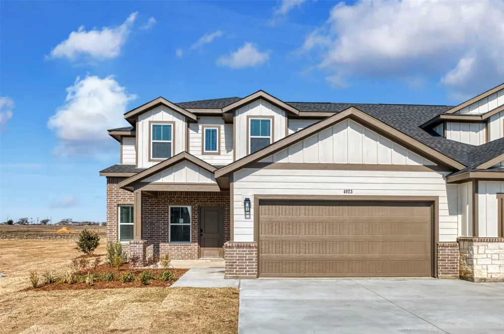 4018 LeCroy Court Midlothian, TX 76065