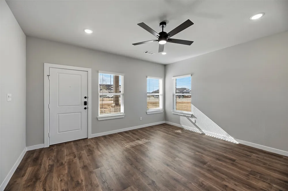 4018 LeCroy Court Midlothian, TX 76065