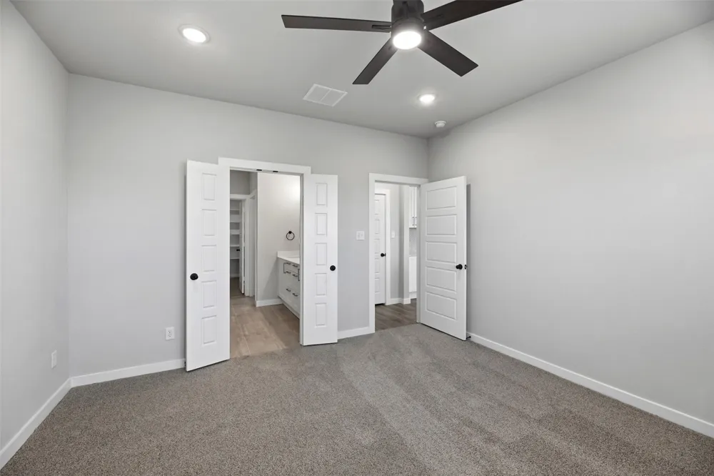 4018 LeCroy Court Midlothian, TX 76065
