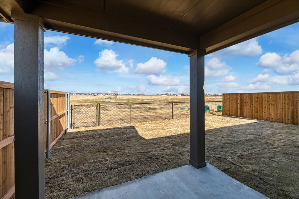 4018 LeCroy Court Midlothian, TX 76065