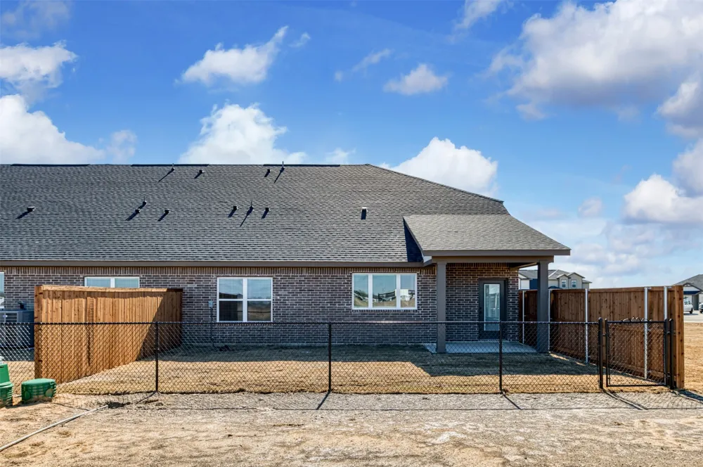 4018 LeCroy Court Midlothian, TX 76065