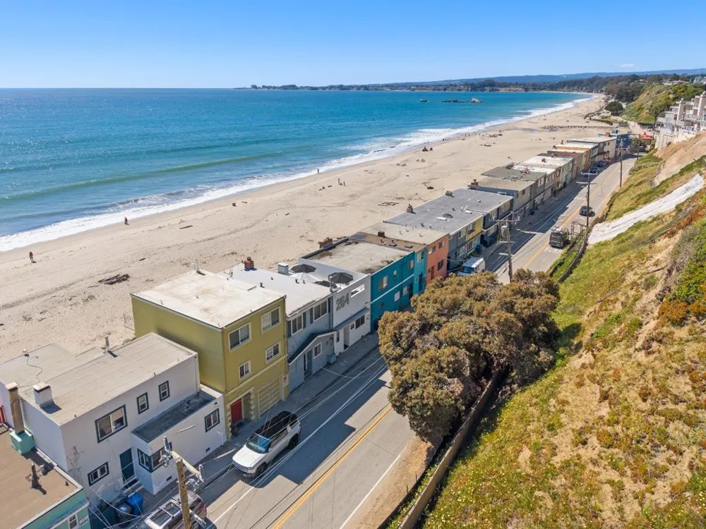 264 Beach Drive Aptos, CA 95003