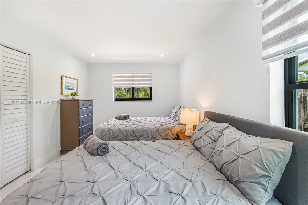 15331 Turnbull Dr Miami Lakes, FL 33014