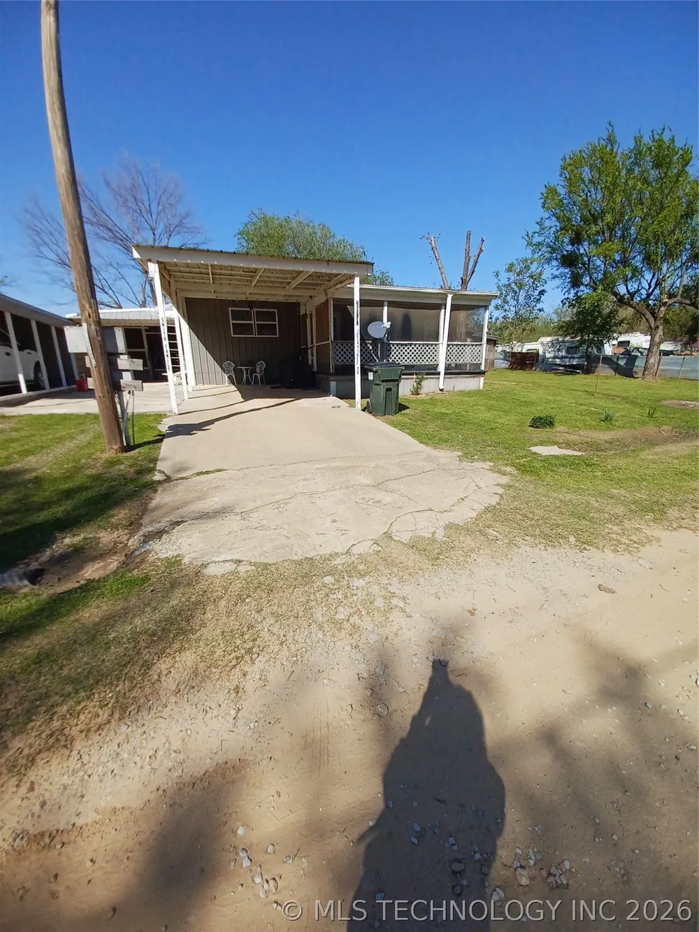 416747 Delaware Drive Checotah, OK 74426