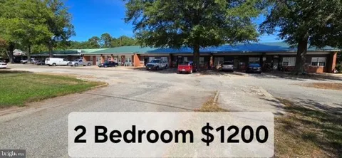 138 HARRY HOGAN ROAD #13
