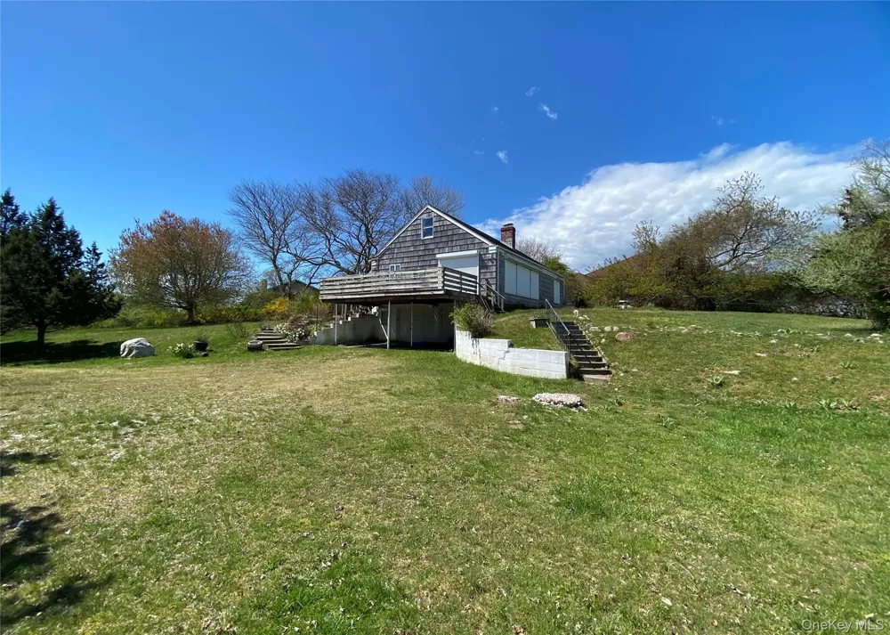 100 Sound Drive Greenport, NY 11944