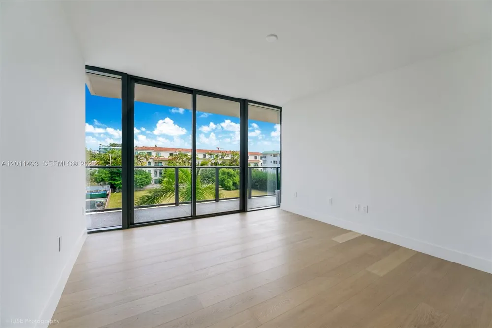 1177 Kane Concourse #405 Bay Harbor Islands, FL 33154