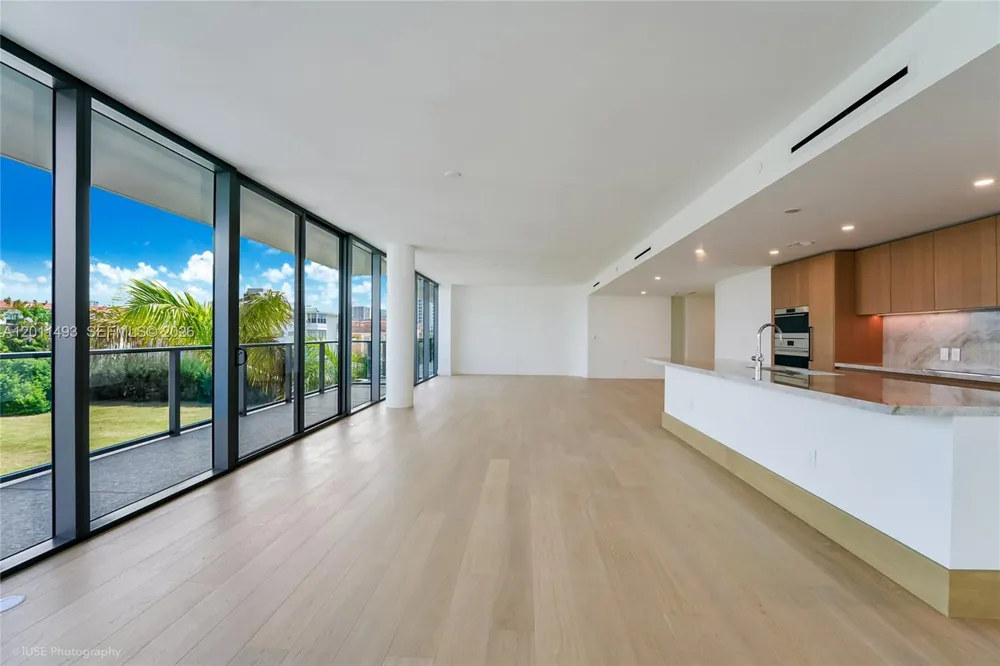1177 Kane Concourse #405 Bay Harbor Islands, FL 33154