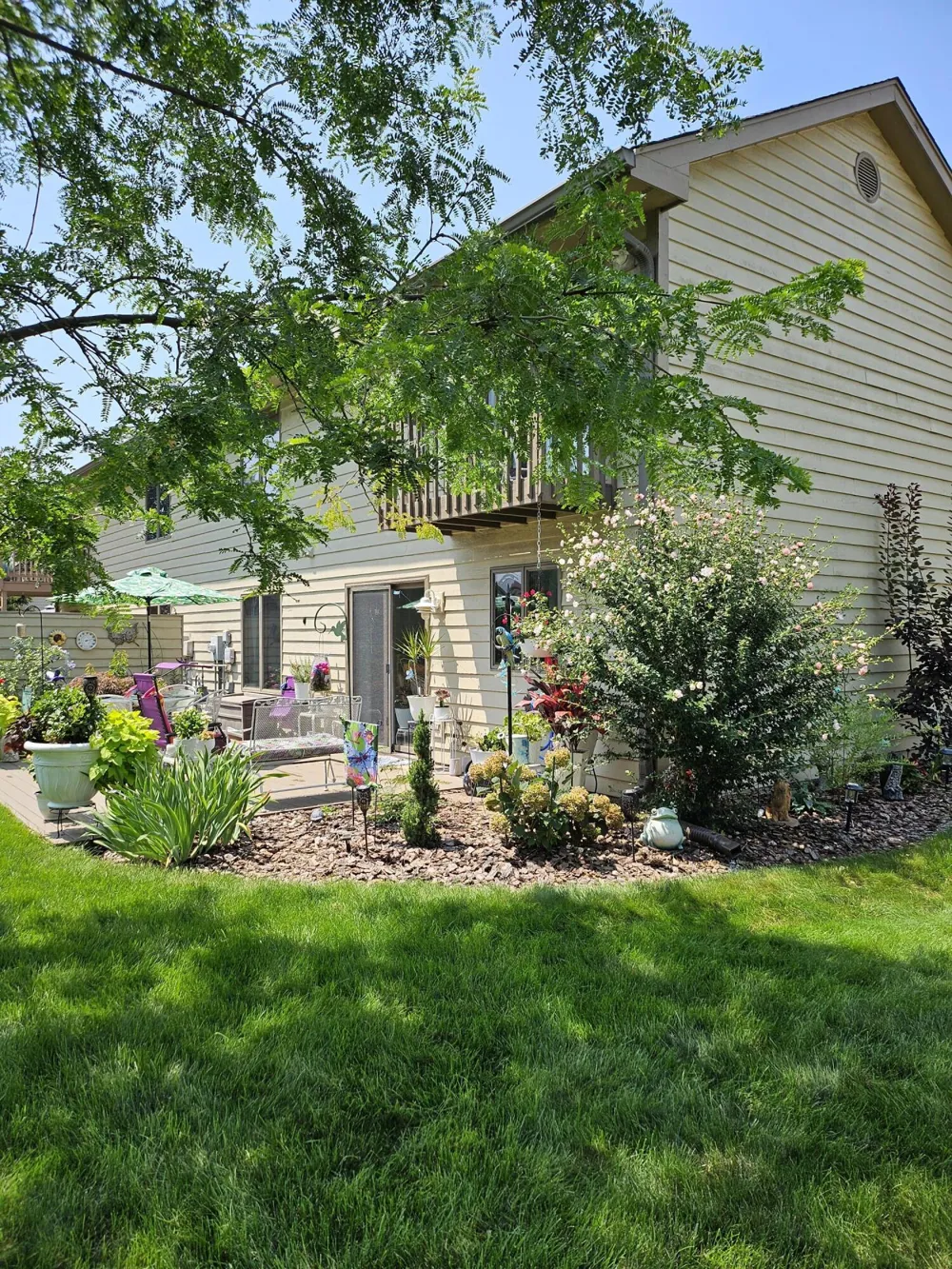 1489 Grand Isle Court Hobart, IN 46342