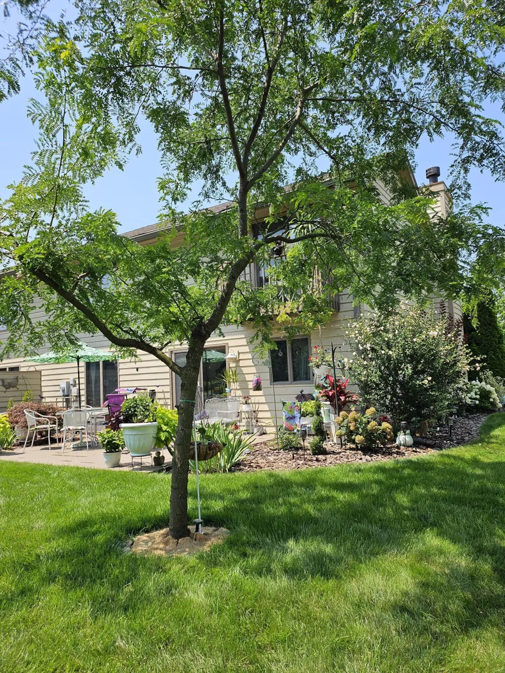 1489 Grand Isle Court Hobart, IN 46342