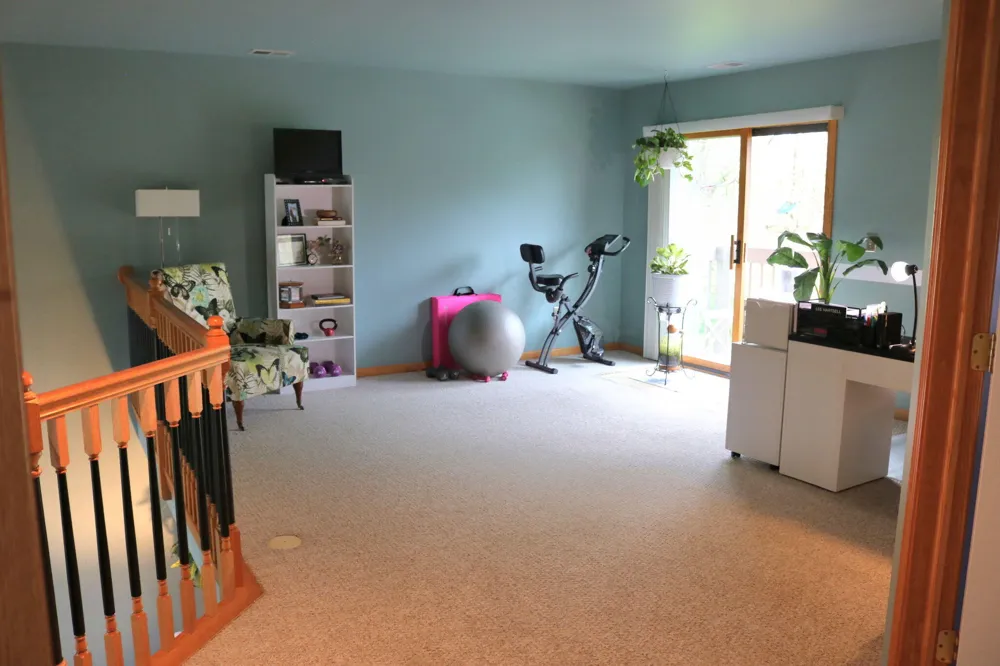 1489 Grand Isle Court Hobart, IN 46342
