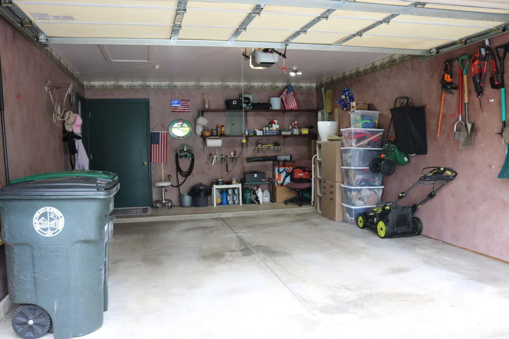 1489 Grand Isle Court Hobart, IN 46342