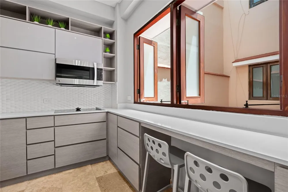 311 LUNA ST #202 San Juan, PR 00901
