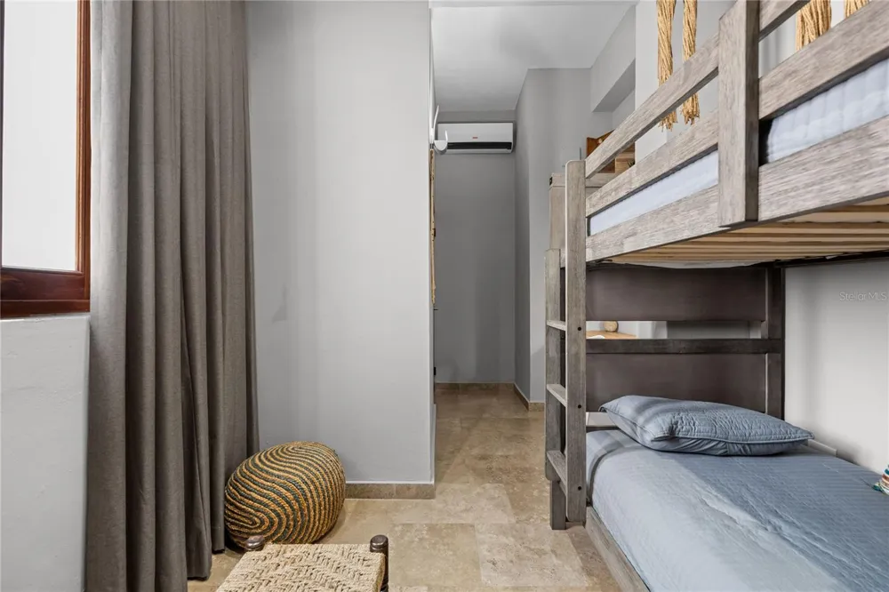 311 LUNA ST #202 San Juan, PR 00901