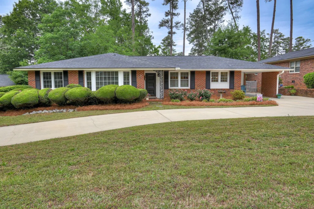 3119 Edinburgh Drive