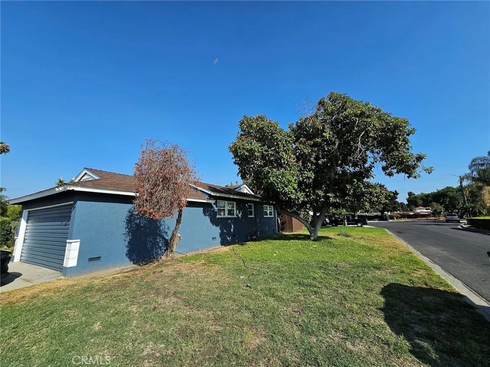 6502 Dos Rios Road Downey, CA 90240