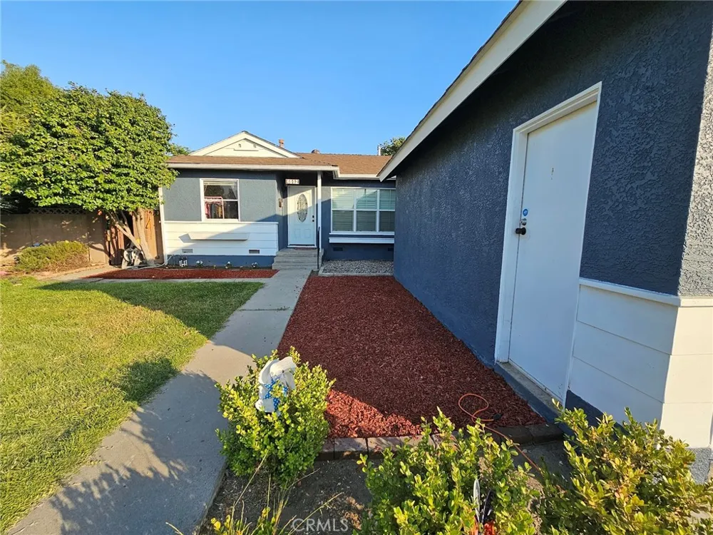 6502 Dos Rios Road Downey, CA 90240