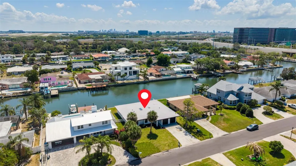 3917 E EDEN ROC CIRCLE Tampa, FL 33634