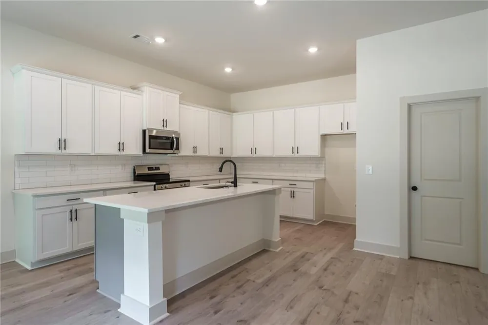 208 Squirrel Run Good Hope, GA 30641