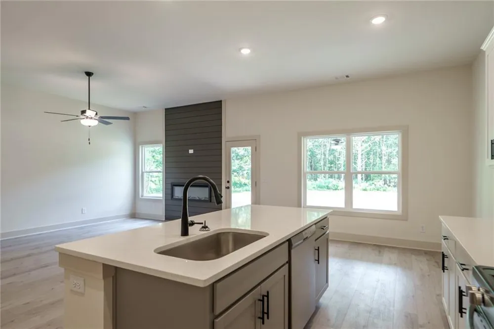 208 Squirrel Run Good Hope, GA 30641