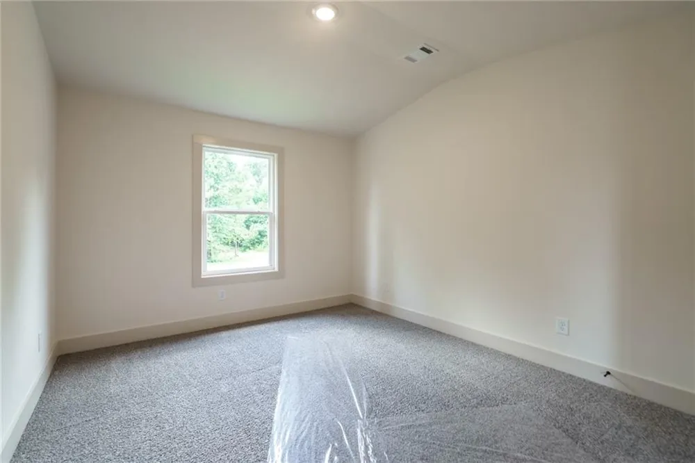 208 Squirrel Run Good Hope, GA 30641