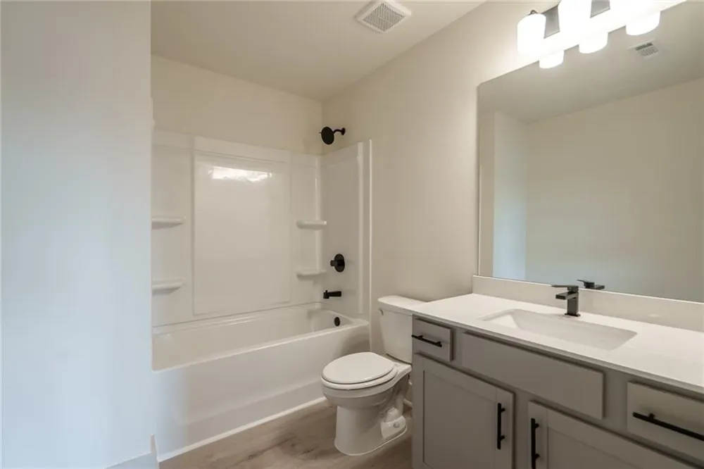 208 Squirrel Run Good Hope, GA 30641