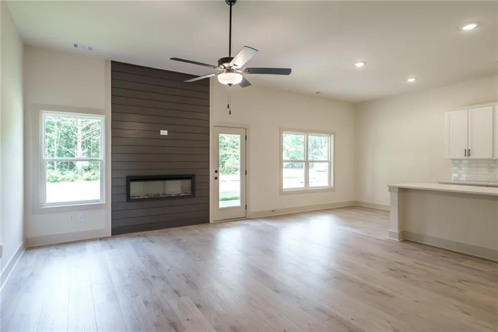 208 Squirrel Run Good Hope, GA 30641