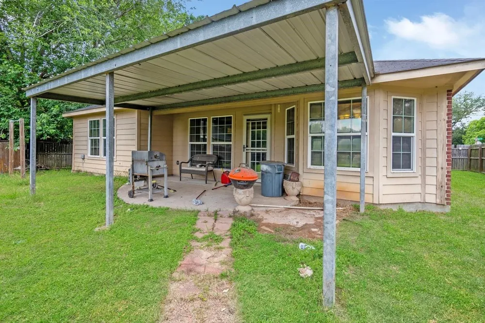 339 Missouri Street Orchard, TX 77485