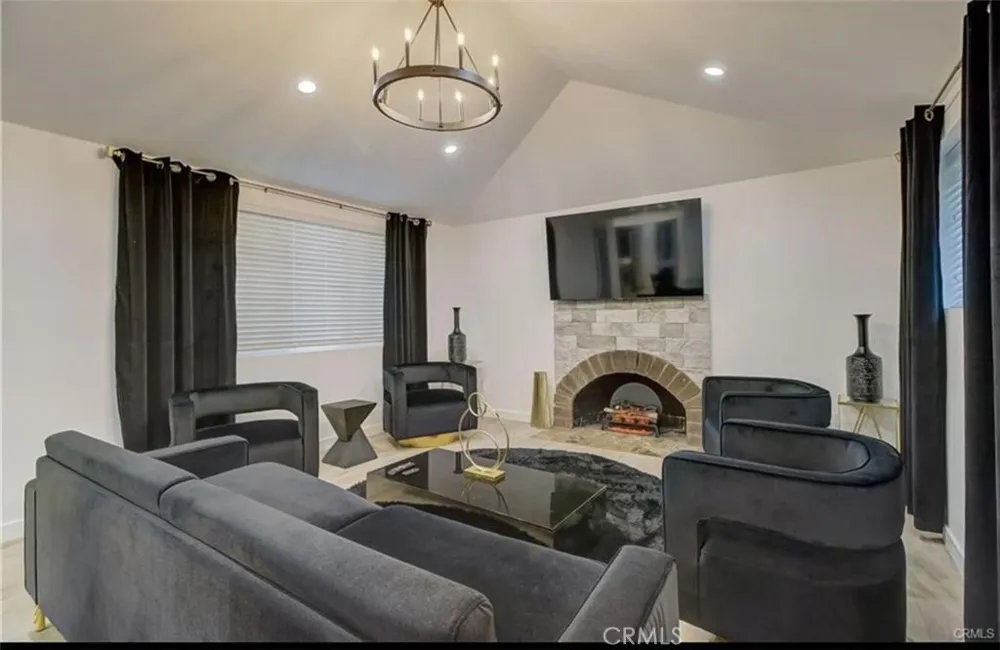 9578 Sunland Shadow Hills, CA 91040