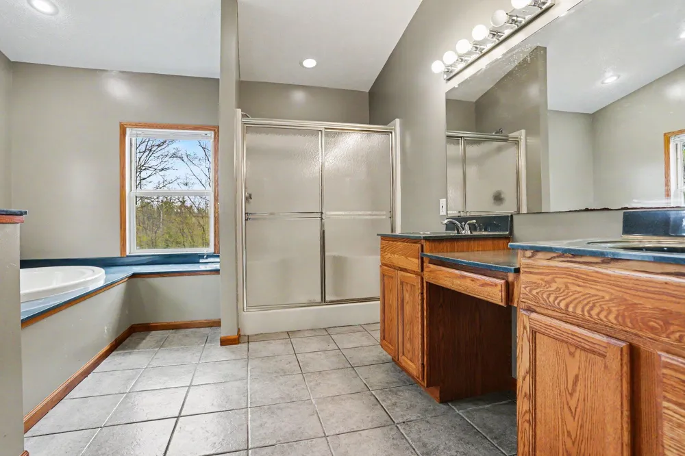 26689 28th Avenue Gobles, MI 49055