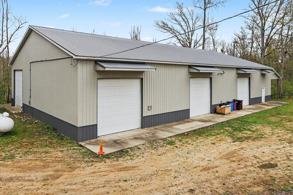 26689 28th Avenue Gobles, MI 49055