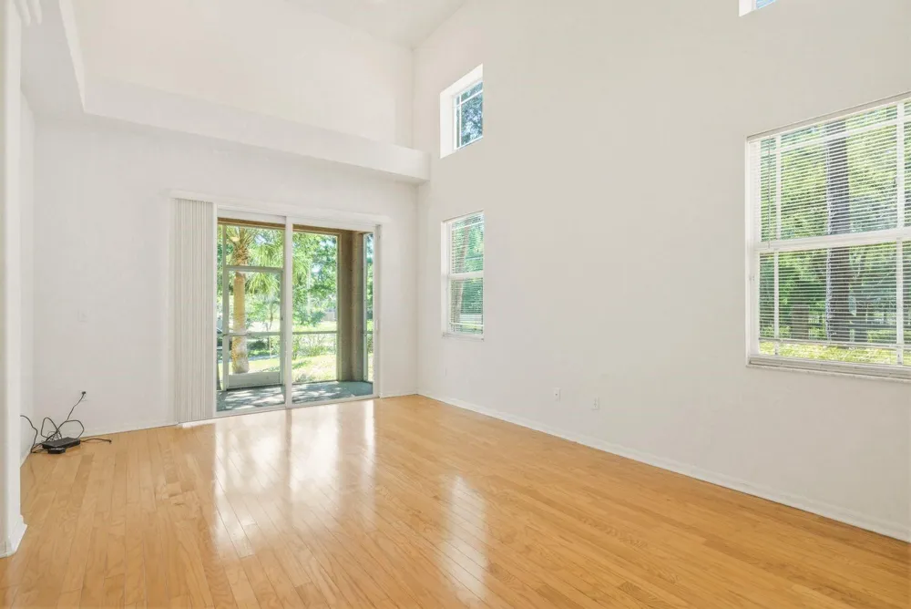 1405 RIDGE TERRACE Tarpon Springs, FL 34689