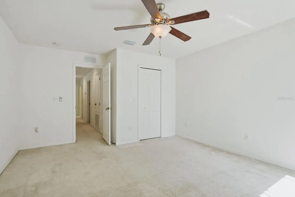 1405 RIDGE TERRACE Tarpon Springs, FL 34689