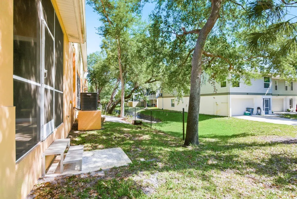 1405 RIDGE TERRACE Tarpon Springs, FL 34689