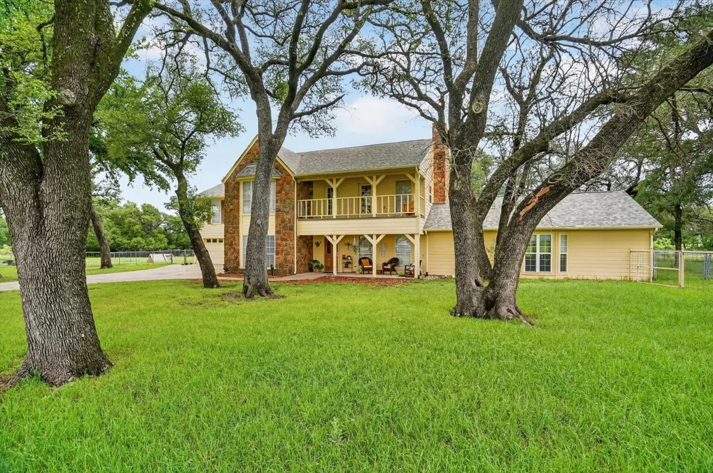 14145 S Highway 281 Santo, TX 76472