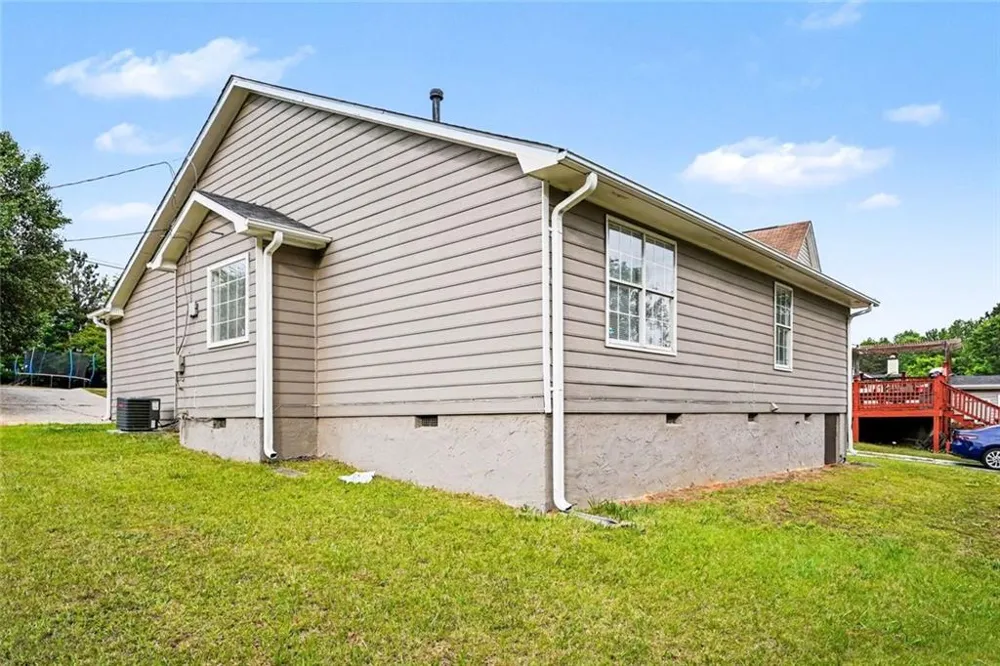 6221 Amberly Road Rex, GA 30273