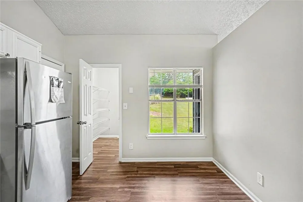 6221 Amberly Road Rex, GA 30273