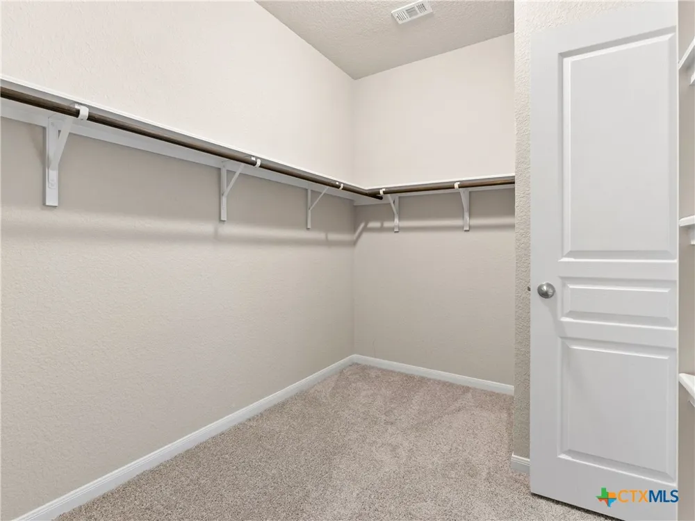 7210 Archers Grove San Antonio, TX 78244