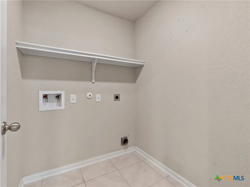 7210 Archers Grove San Antonio, TX 78244